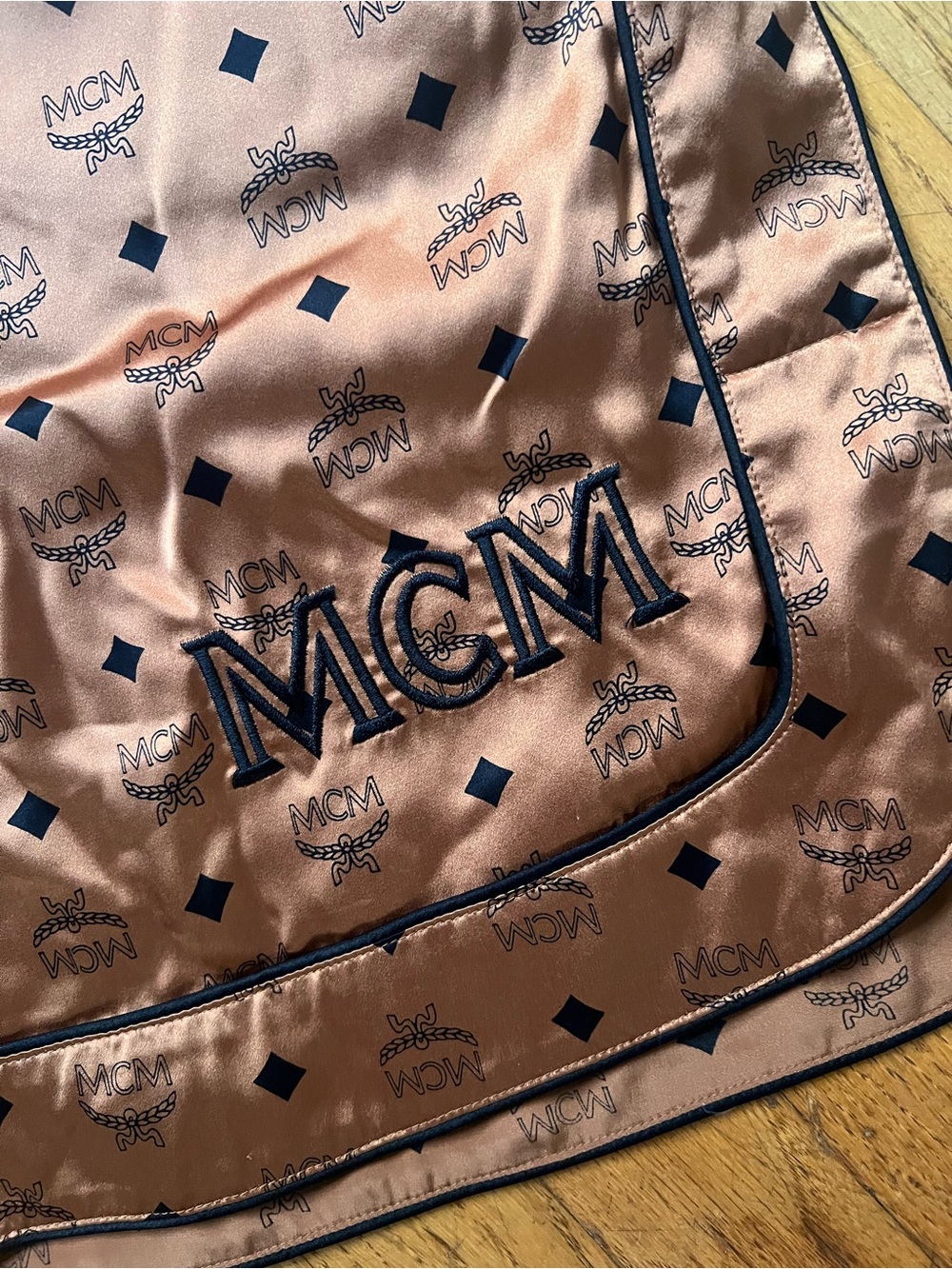 MCM luxury silk jersey shorts - Picture 6 of 15